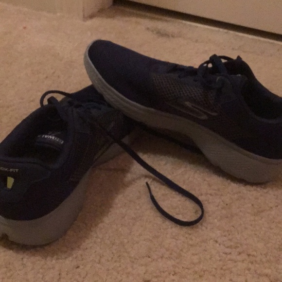 skechers goga max mens